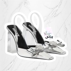 Versace: Mirror Ribbon Medusa Head Metallic Silver Leather Pumps